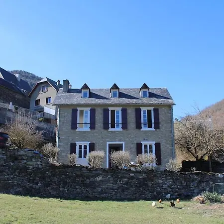 Holiday home Tres Belle Maison Typique Proche De Saint-lary
